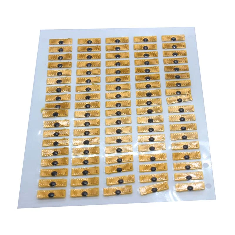 Pieni RFID-tunniste laseille